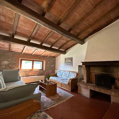 L'Aiolina Apartment Vagliagli Bagian luar foto