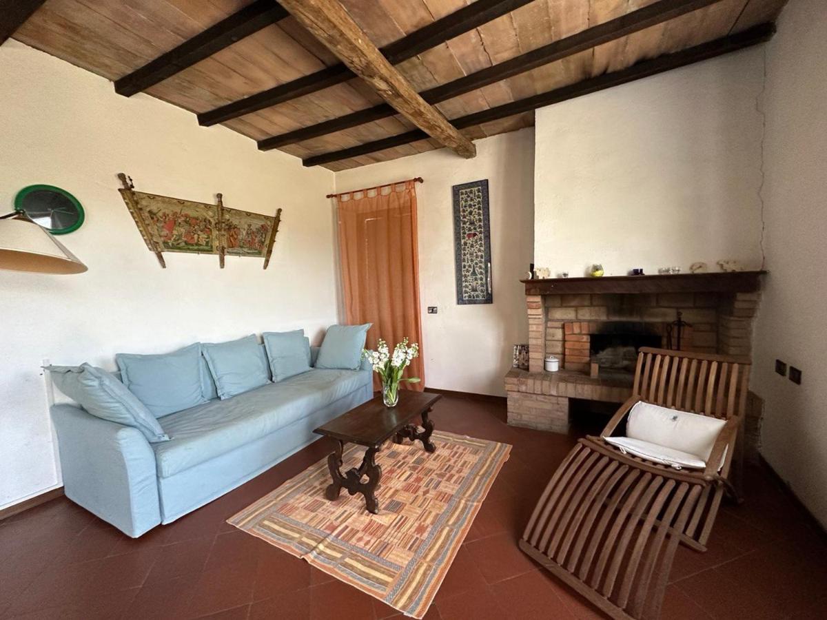 L'Aiolina Apartment Vagliagli Bagian luar foto