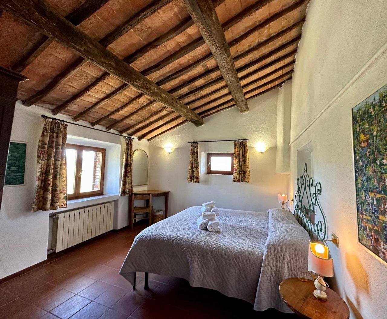 L'Aiolina Apartment Vagliagli Bagian luar foto