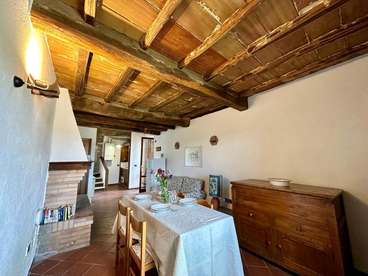 L'Aiolina Apartment Vagliagli Bagian luar foto